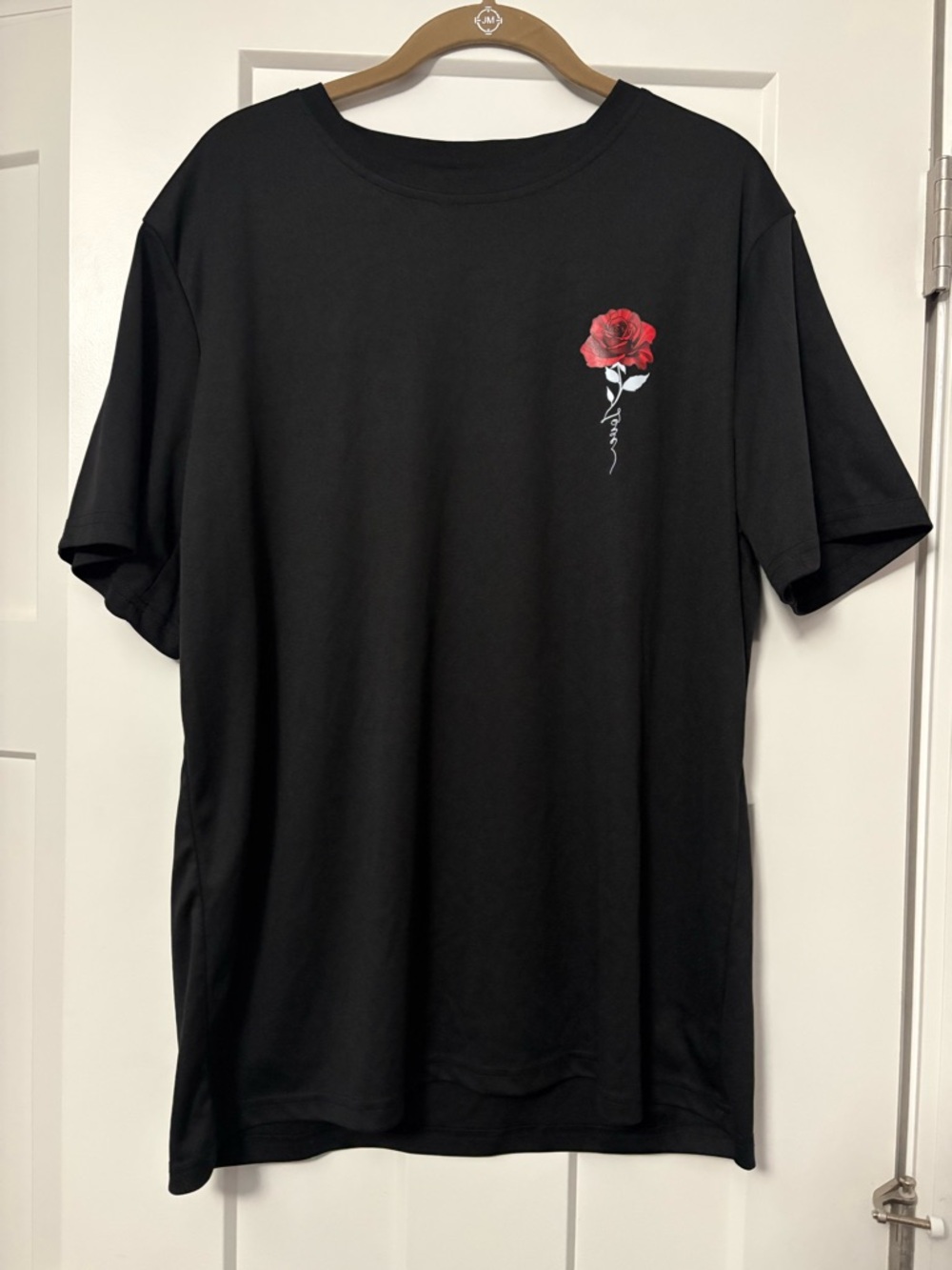 Men’s basic black shirt with red rose